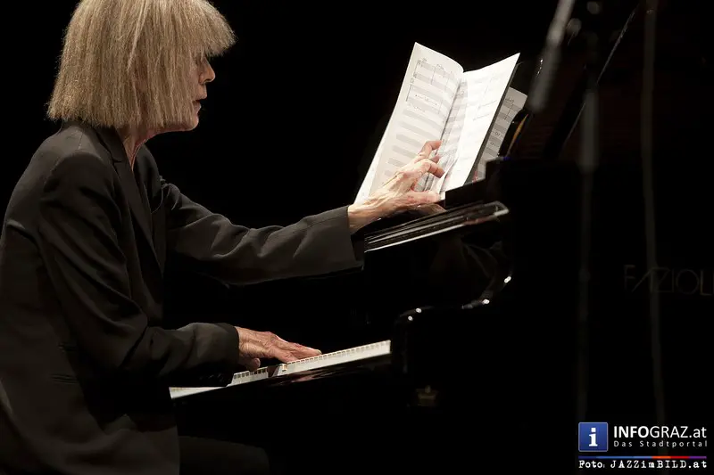 Jazz@MUMUTH mit der Grand Dame des Jazz Carla Bley am 5.12.2013 - 066