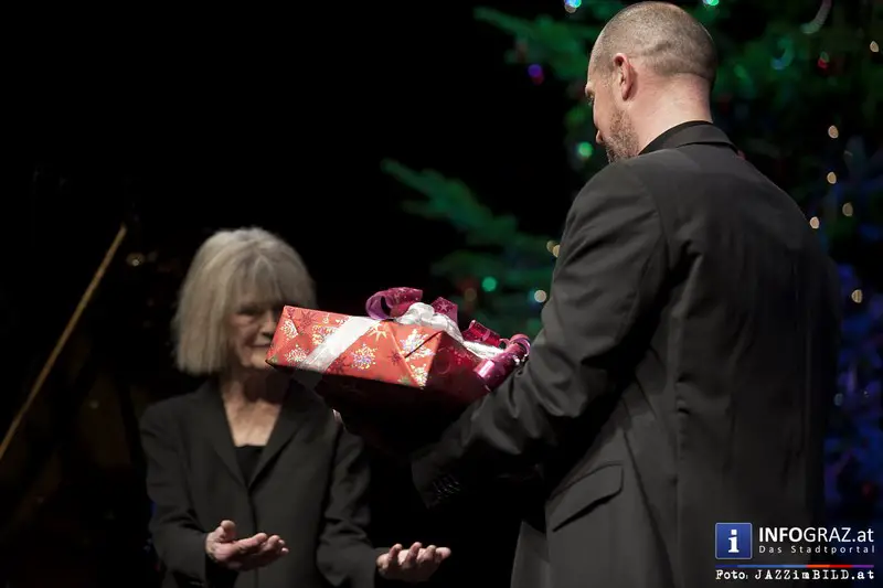Jazz@MUMUTH mit der Grand Dame des Jazz Carla Bley am 5.12.2013 - 077