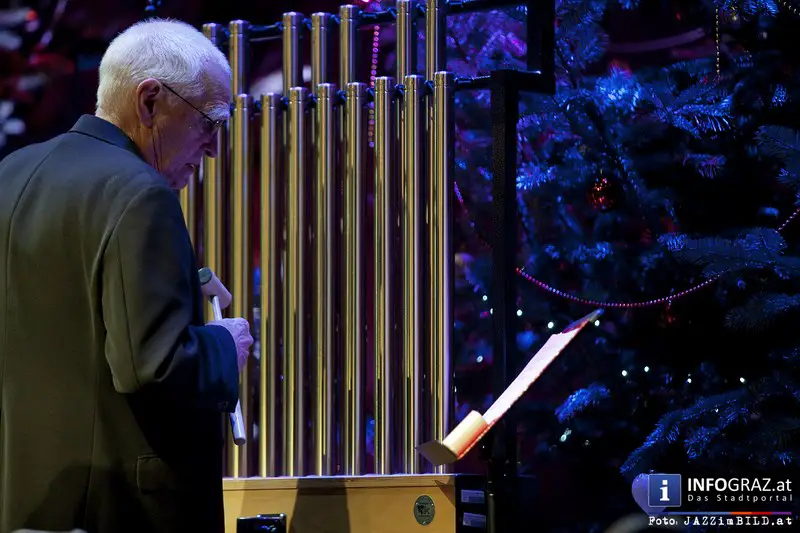 Jazz@MUMUTH mit der Grand Dame des Jazz Carla Bley am 5.12.2013 - 085