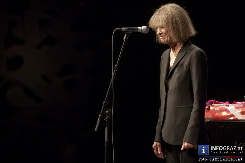 Jazz@MUMUTH mit der Grand Dame des Jazz Carla Bley am 5.12.2013 - 087