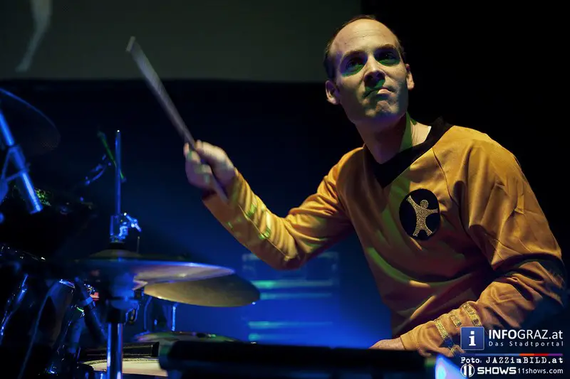 DIDGE & BASS 5-JAHRESFEIER - 10 JAHRE RHYTHMEN Dom im Berg Graz, 06.12.2013 - 003