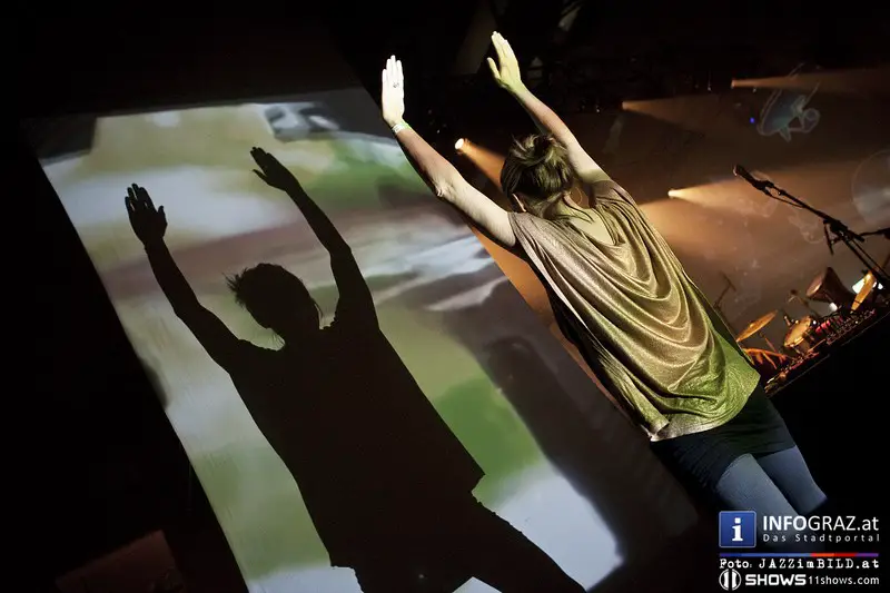 DIDGE & BASS 5-JAHRESFEIER - 10 JAHRE RHYTHMEN Dom im Berg Graz, 06.12.2013 - 009