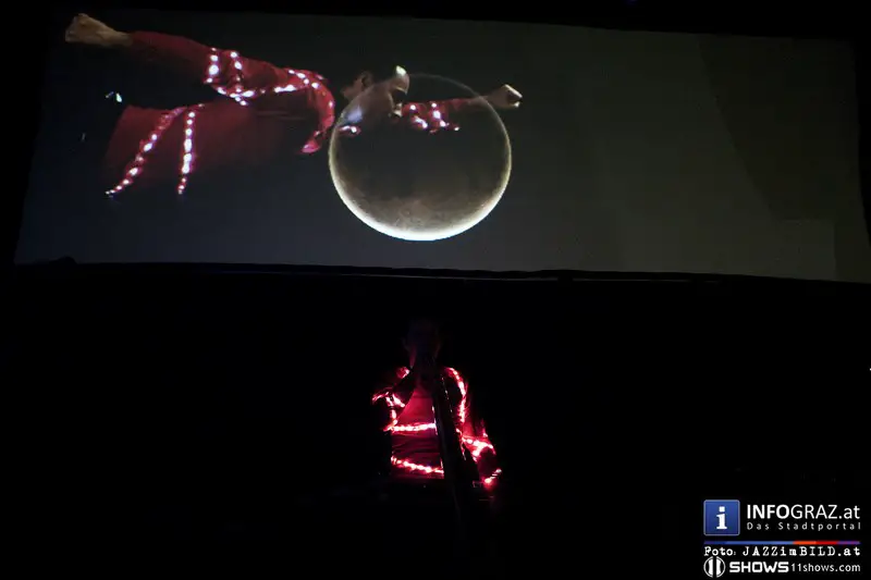 DIDGE & BASS 5-JAHRESFEIER - 10 JAHRE RHYTHMEN Dom im Berg Graz, 06.12.2013 - 014