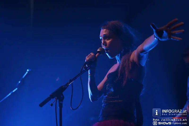 DIDGE & BASS 5-JAHRESFEIER - 10 JAHRE RHYTHMEN Dom im Berg Graz, 06.12.2013 - 032