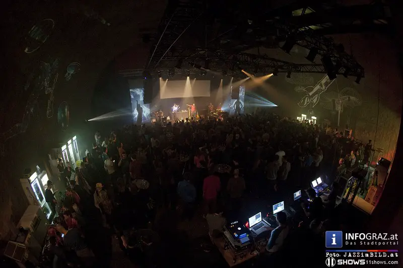 DIDGE & BASS 5-JAHRESFEIER - 10 JAHRE RHYTHMEN Dom im Berg Graz, 06.12.2013 - 043