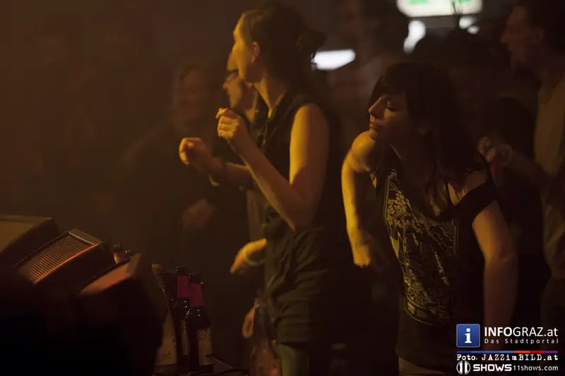 DIDGE & BASS 5-JAHRESFEIER - 10 JAHRE RHYTHMEN Dom im Berg Graz, 06.12.2013 - 047