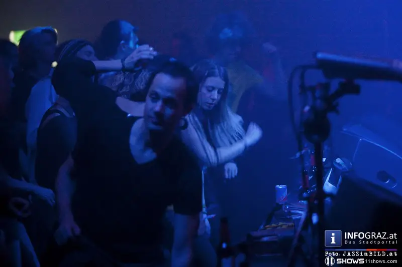 DIDGE & BASS 5-JAHRESFEIER - 10 JAHRE RHYTHMEN Dom im Berg Graz, 06.12.2013 - 055