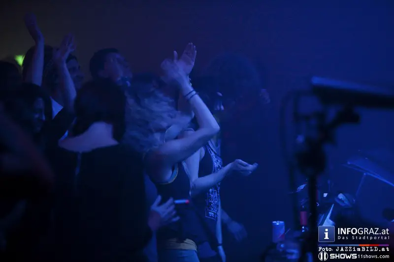 DIDGE & BASS 5-JAHRESFEIER - 10 JAHRE RHYTHMEN Dom im Berg Graz, 06.12.2013 - 058