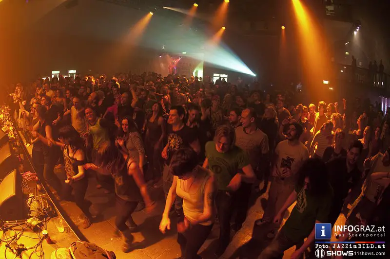 DIDGE & BASS 5-JAHRESFEIER - 10 JAHRE RHYTHMEN Dom im Berg Graz, 06.12.2013 - 081