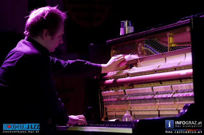 Trio AAA (D) im Stockwerk Graz am 7. Dezember 2013 - 025