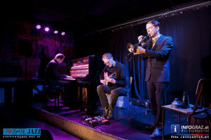 trio aaa,stockwerk graz,axel dörner,andreas willers,achim kaufmann,7.12.2013,stilprägende musiker,herausragende instrumentalisten,führende vertreter
