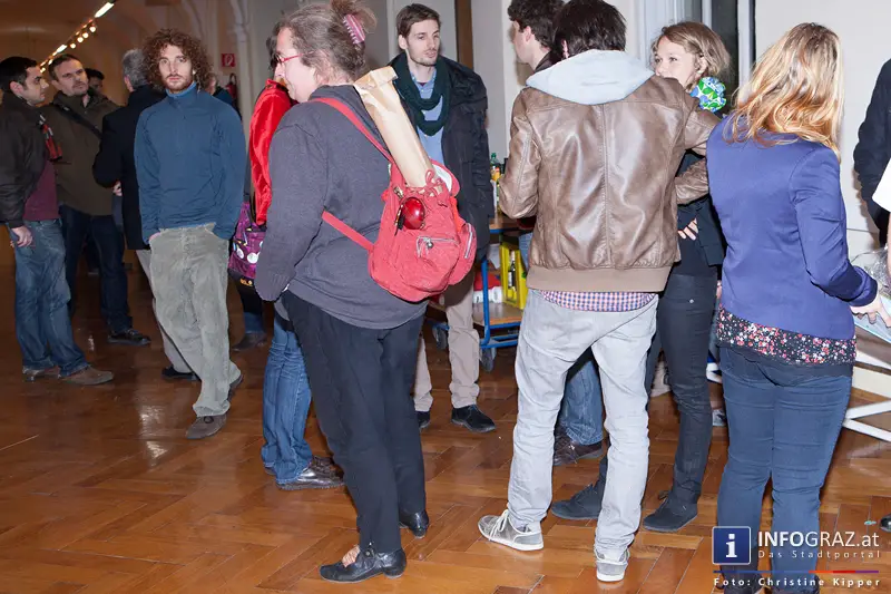 KOLLEKTIV GRAUKARTE ‚saisonkarte‘ - Vernissage am 11. Dezember 2013 in der Rathausgalerie - 013