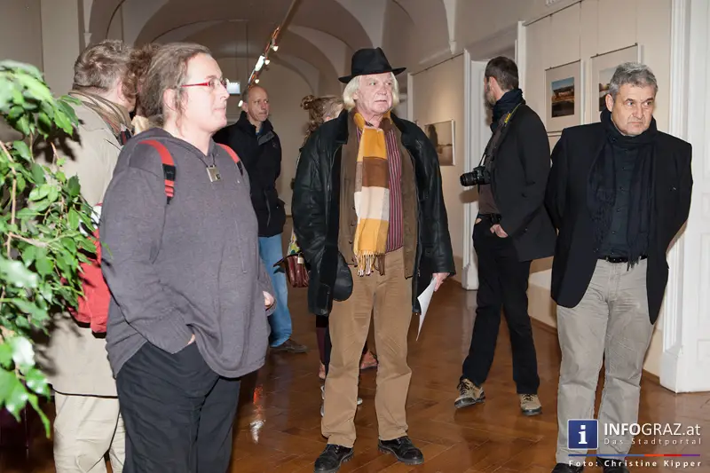 KOLLEKTIV GRAUKARTE ‚saisonkarte‘ - Vernissage am 11. Dezember 2013 in der Rathausgalerie - 030