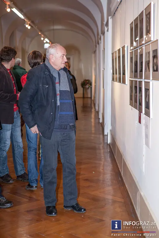 KOLLEKTIV GRAUKARTE ‚saisonkarte‘ - Vernissage am 11. Dezember 2013 in der Rathausgalerie - 043