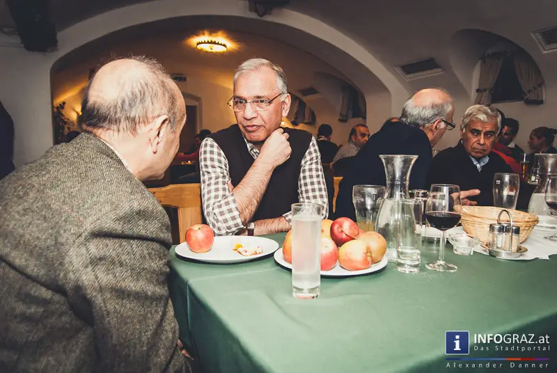 Yalda-Nacht der iranisch-österreichischen Kulturinitiative Graz am 15.12.2013 - 002