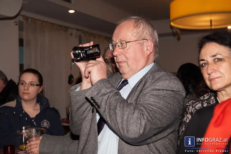 ‚Miteinand in unserem Land‘ Benefiz – internationaler Künstlerabend im DIM SUM am 18. Dezember 2013 - 048