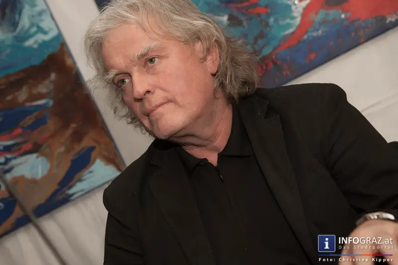 ‚Miteinand in unserem Land‘ Benefiz – internationaler Künstlerabend im DIM SUM am 18. Dezember 2013 - 095