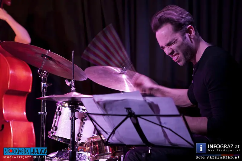 STOCKWERK GRAZ - THOMAS SAVY TRIO - Donnerstag, 19. Dezember - 022