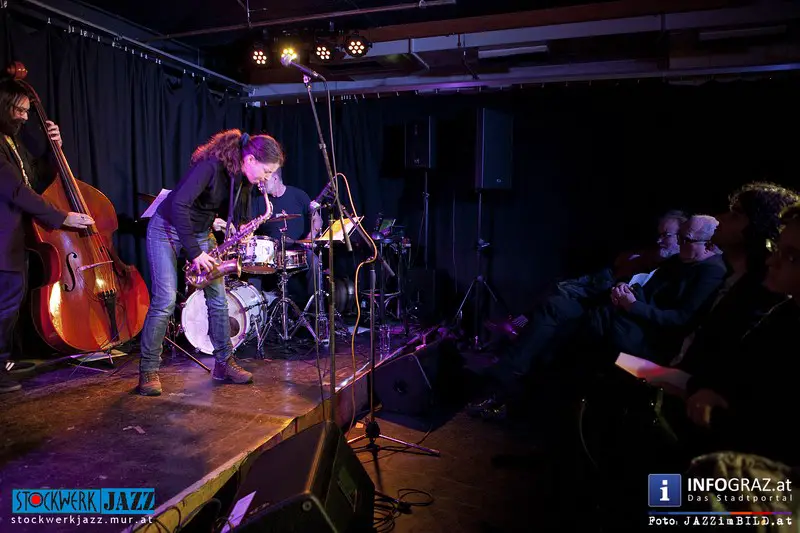 Das traditionelle Stockwerk-Weihnachtskonzert, Samstag, 21. Dezember 2013 im STOCKWERK GRAZ - 021