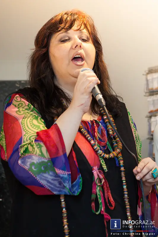 Vernissage im DA LOAM in der Mariahilferstraße am 27. Dezember 2013 - 020