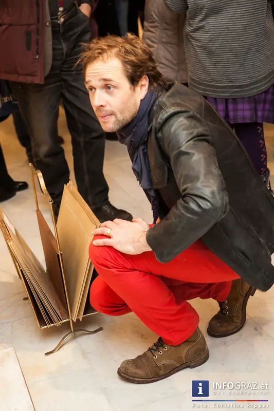 Vernissage im DA LOAM in der Mariahilferstraße am 27. Dezember 2013 - 030