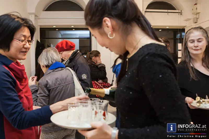 Vernissage im DA LOAM in der Mariahilferstraße am 27. Dezember 2013 - 049