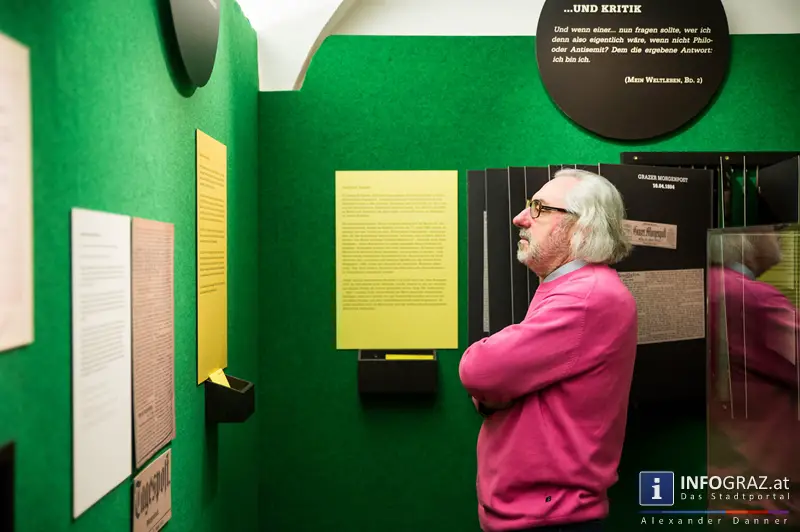 In den Räumen der Steirischen Landesbibliothek - 004