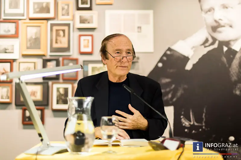 In den Räumen der Steirischen Landesbibliothek - 016