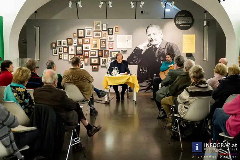 In den Räumen der Steirischen Landesbibliothek - 019