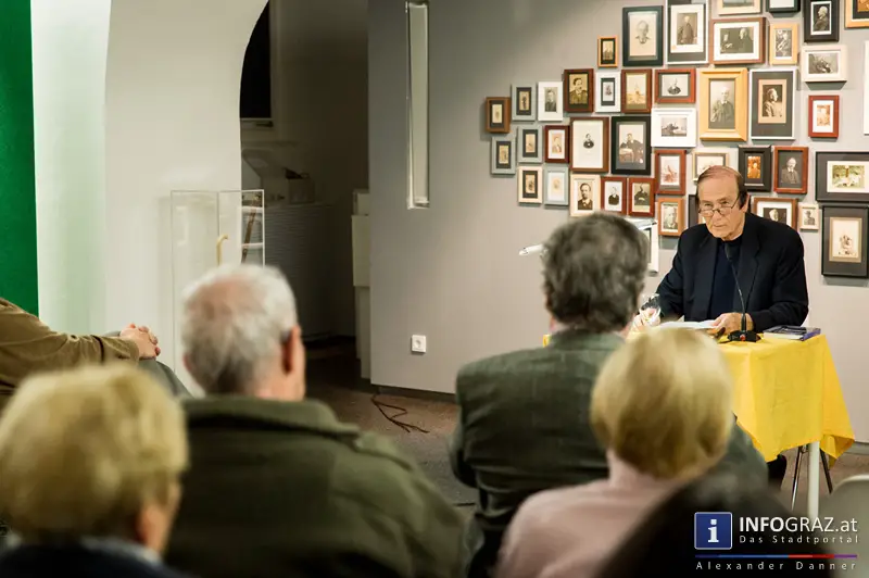 In den Räumen der Steirischen Landesbibliothek - 020