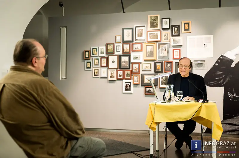 In den Räumen der Steirischen Landesbibliothek - 026