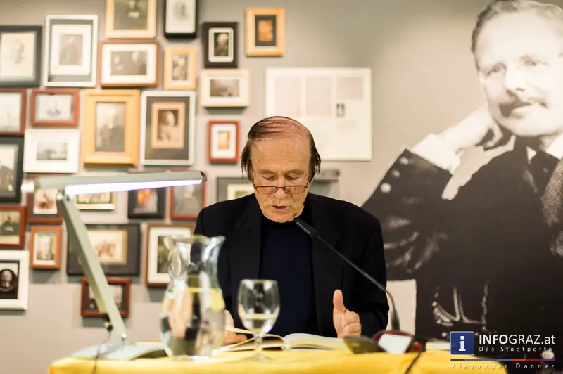 In den Räumen der Steirischen Landesbibliothek - 032