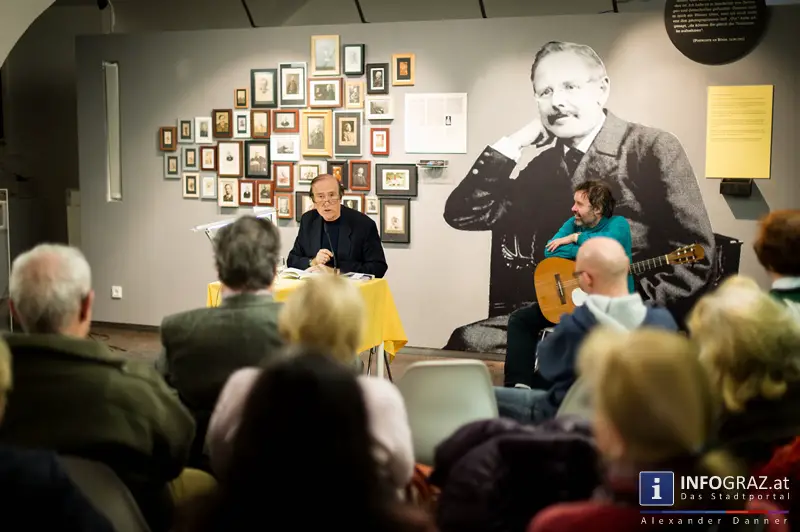 In den Räumen der Steirischen Landesbibliothek - 042