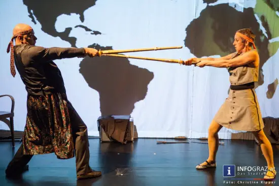 heim-weh-dom-o-to-z-je,1. Februra 2014,werkraum theater graz,verschiedene generationen, franz blauensteiner,rezka kanzian,nina ortner,karl peter prem, theaterstück