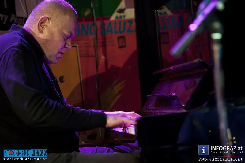 TRIO ZAVOCC (A) im STOCKWERK GRAZ am Freitag, 7. Februar 2014 - 039