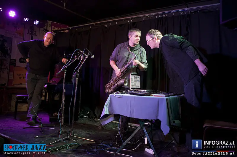TRIO ZAVOCC (A) im STOCKWERK GRAZ am Freitag, 7. Februar 2014 - 046