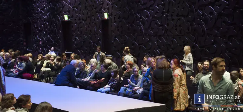 crossing fashion 8 2 2014 mumuth graz mode sri lanka designer fashionshow film praesentation dokumentation 07