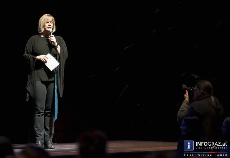 crossing fashion 8 2 2014 mumuth graz mode sri lanka designer fashionshow film praesentation dokumentation 09