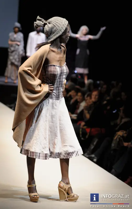 crossing fashion 8 2 2014 mumuth graz mode sri lanka designer fashionshow film praesentation dokumentation 18