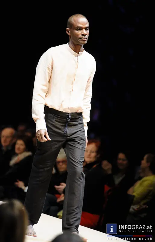 crossing fashion 8 2 2014 mumuth graz mode sri lanka designer fashionshow film praesentation dokumentation 46