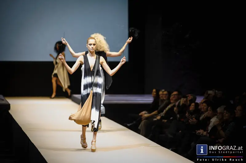 crossing fashion 8 2 2014 mumuth graz mode sri lanka designer fashionshow film praesentation dokumentation 67