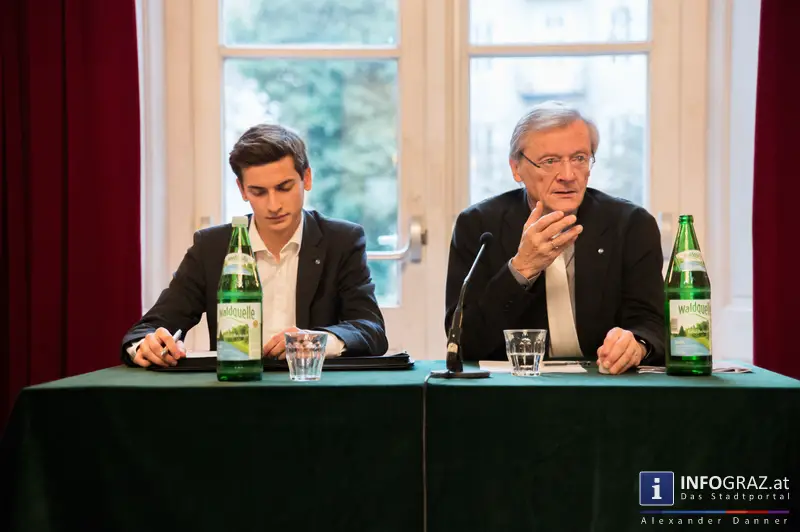 Wolfgang Schüssel im Meerscheinschlössl Graz am 11. Februar 2014 zum Thema ‚Europa im globalen Kontext‘. - 030