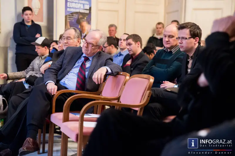 Wolfgang Schüssel im Meerscheinschlössl Graz am 11. Februar 2014 zum Thema ‚Europa im globalen Kontext‘. - 036