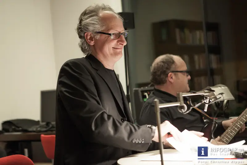 Ein Abend für Selberdenker - Lesung mit Gerhard Scheucher - Stadtbibliothek Graz-West am 25.2.2014 - 025