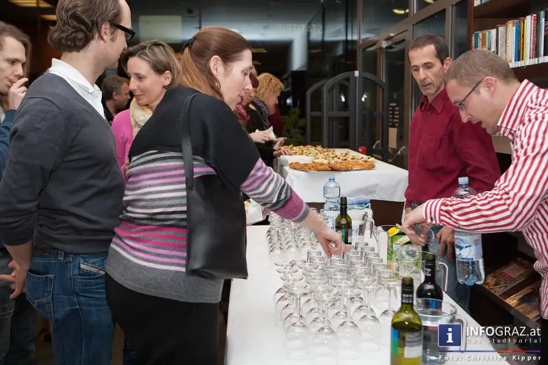 Ein Abend für Selberdenker - Lesung mit Gerhard Scheucher - Stadtbibliothek Graz-West am 25.2.2014 - 039