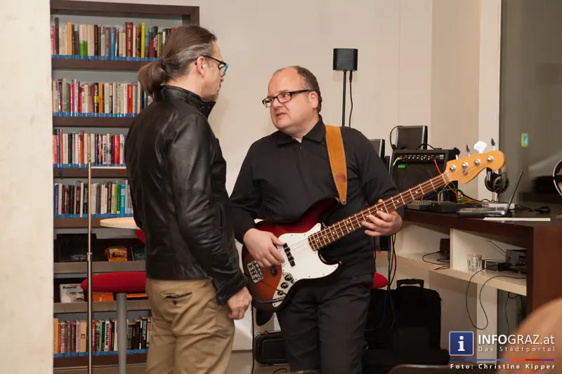 Ein Abend für Selberdenker - Lesung mit Gerhard Scheucher - Stadtbibliothek Graz-West am 25.2.2014 - 040