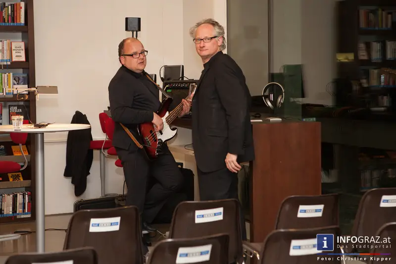 Ein Abend für Selberdenker - Lesung mit Gerhard Scheucher - Stadtbibliothek Graz-West am 25.2.2014 - 046