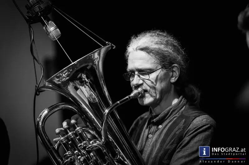 Berndt Luef und das Jazztett Forum Graz im Forum Stadtpark Graz am 14.3.2014 - 066
