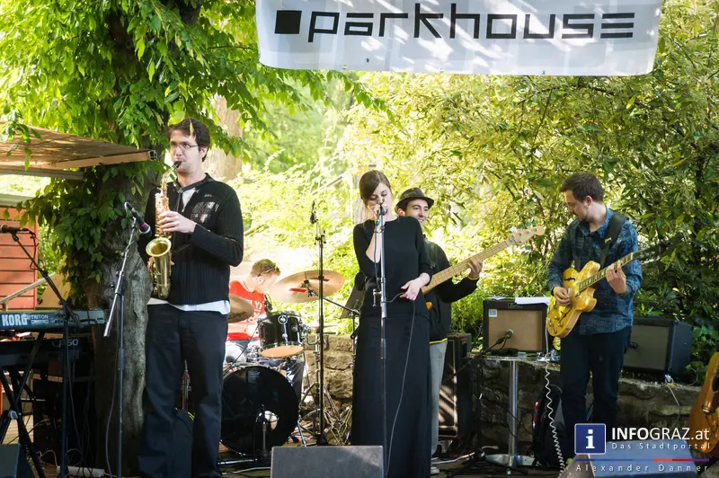 8. MAI - TAG DER BEFREIUNG - Vortrag zur Gedenkkultur in Österreich und anschließende Party – Parkhouse Graz - 007