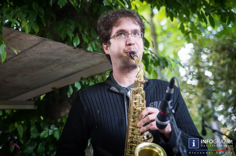 8. MAI - TAG DER BEFREIUNG - Vortrag zur Gedenkkultur in Österreich und anschließende Party – Parkhouse Graz - 042